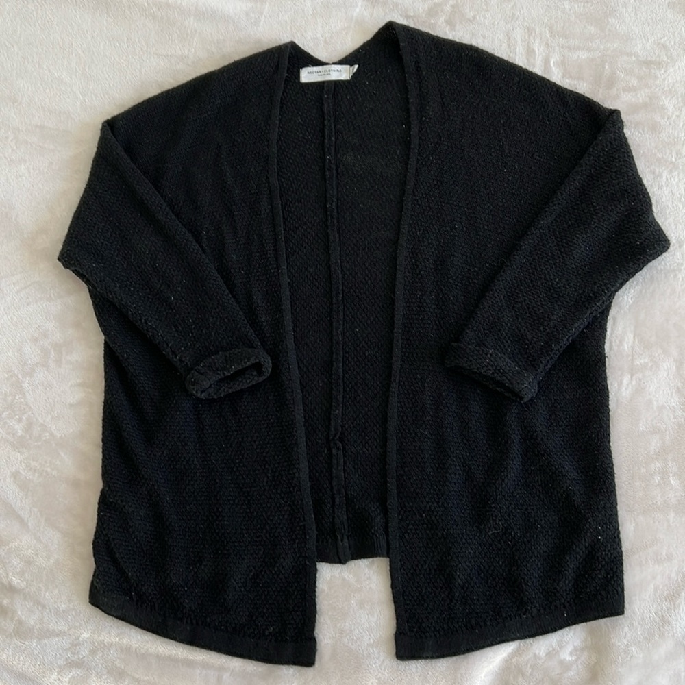 Nectar Clothing CA Boutique M/L Black Knit Sweater